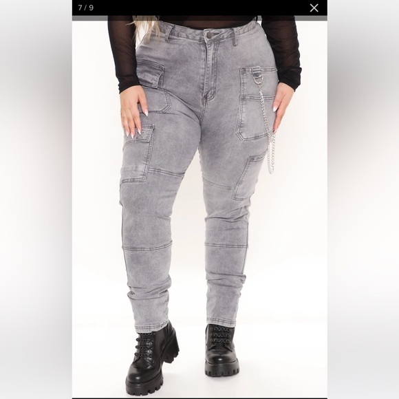 FASHION NOVA Off The Chain Cargo Jeans - Grey - Picture 9 of 10